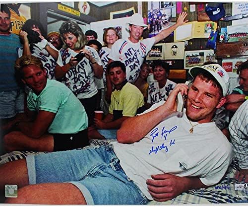 Брет Favre Подписа снимка на НФЛ Грийн Бей Пэкерс без рамка с размери 16 × 20 – Говори по телефона – с надпис